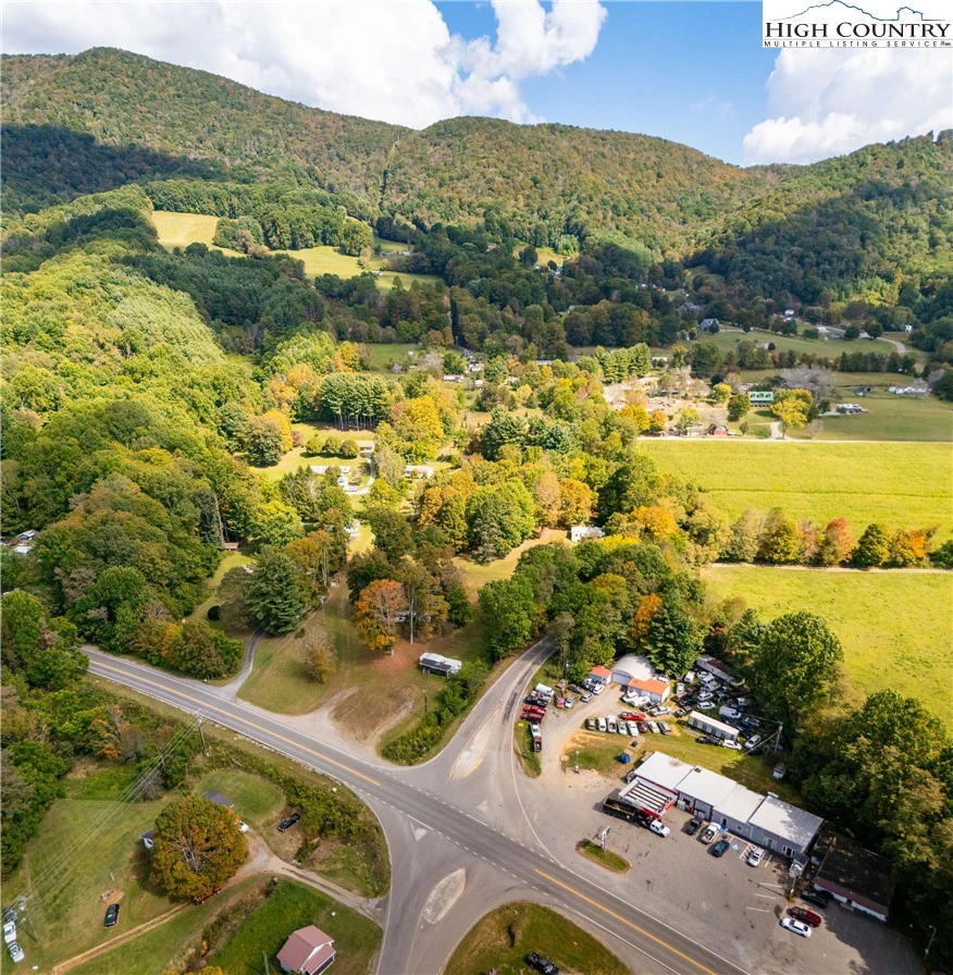 Image number 11 for the current listing