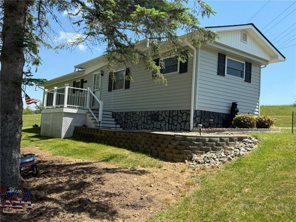 Image number 3 for the current listing