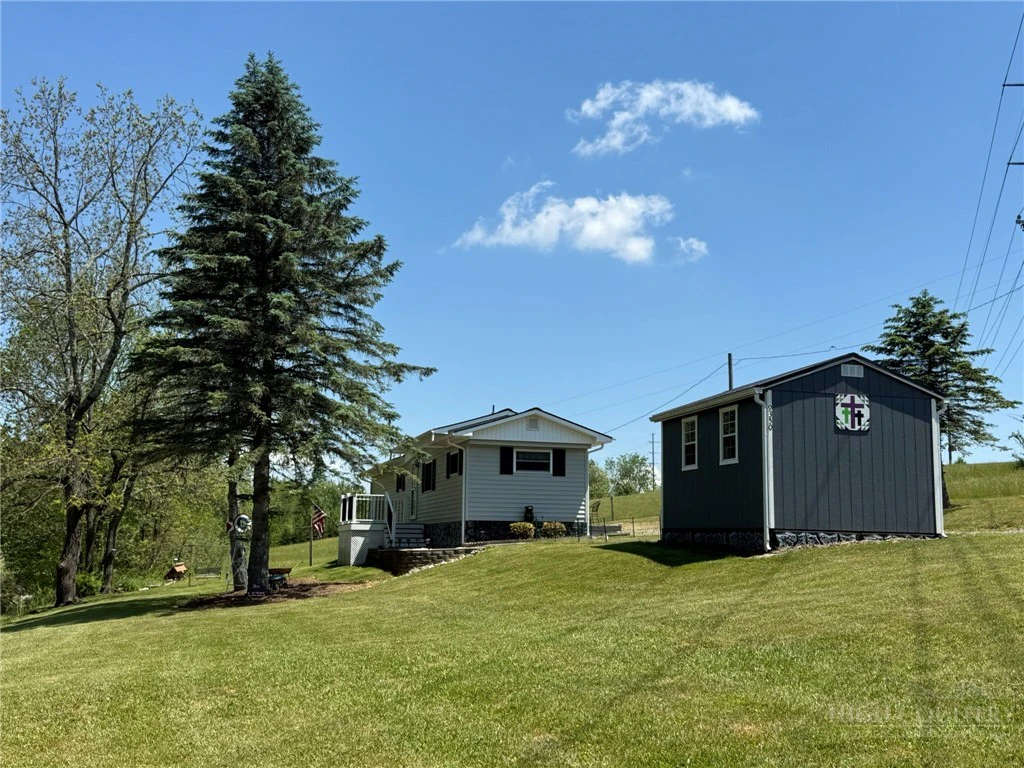Image number 7 for the current listing