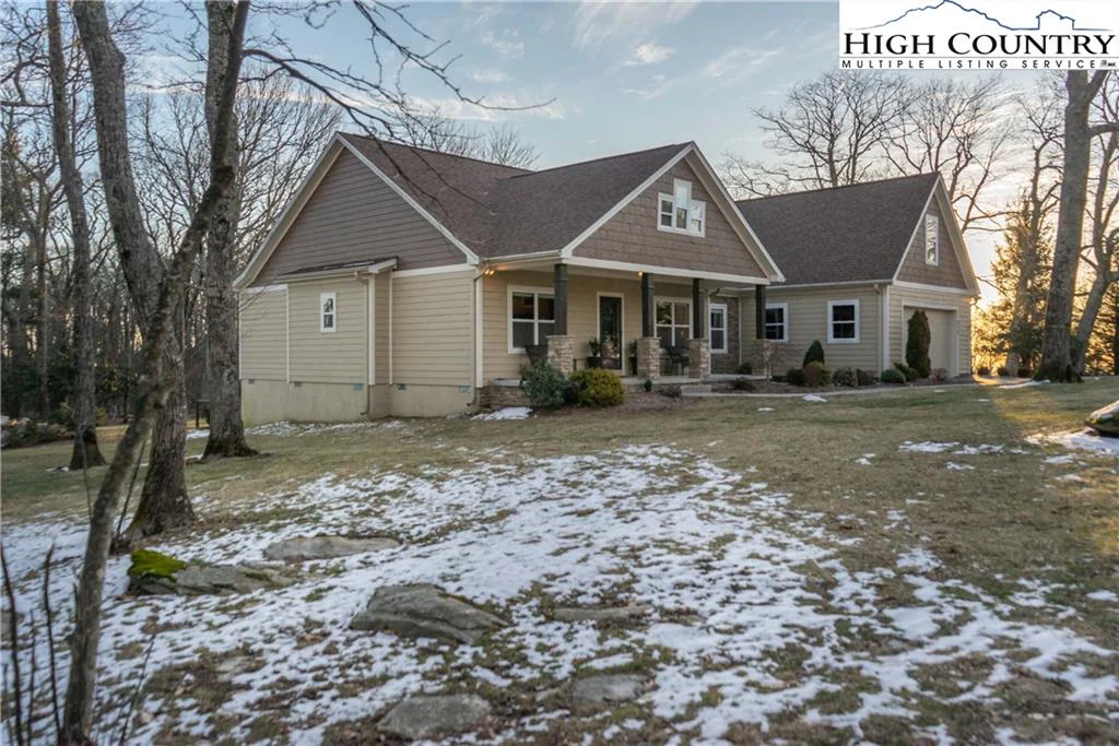 Image number 14 for the current listing