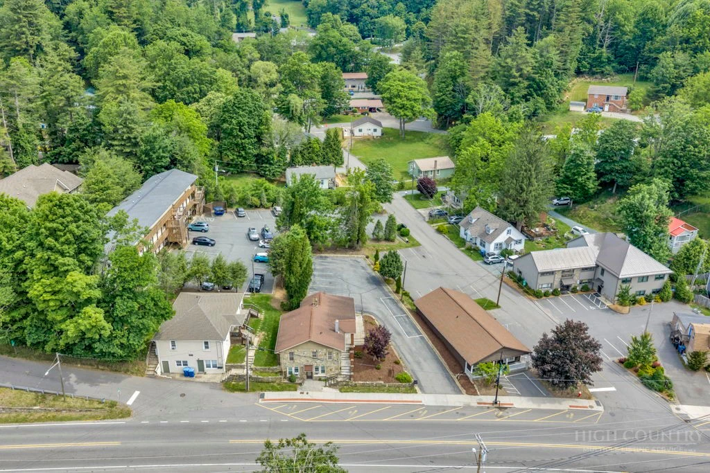 Image number 11 for the current listing