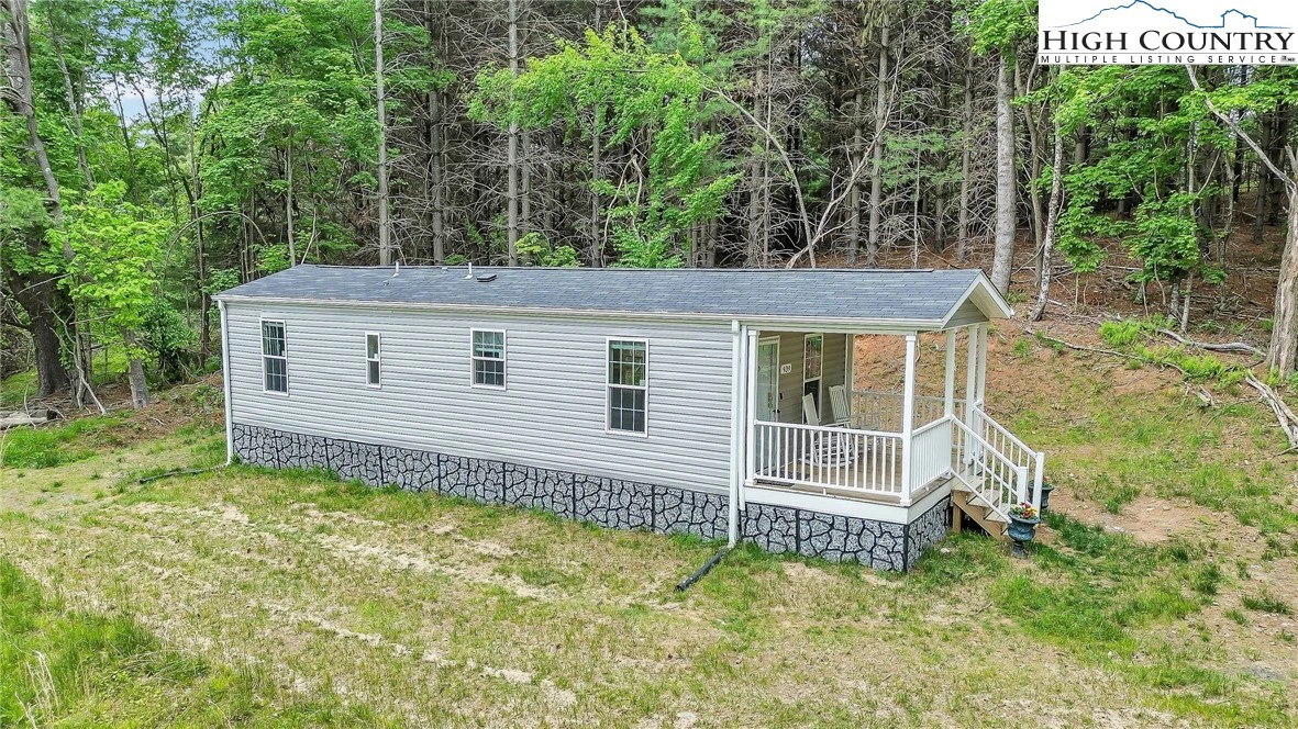 Image number 19 for the current listing