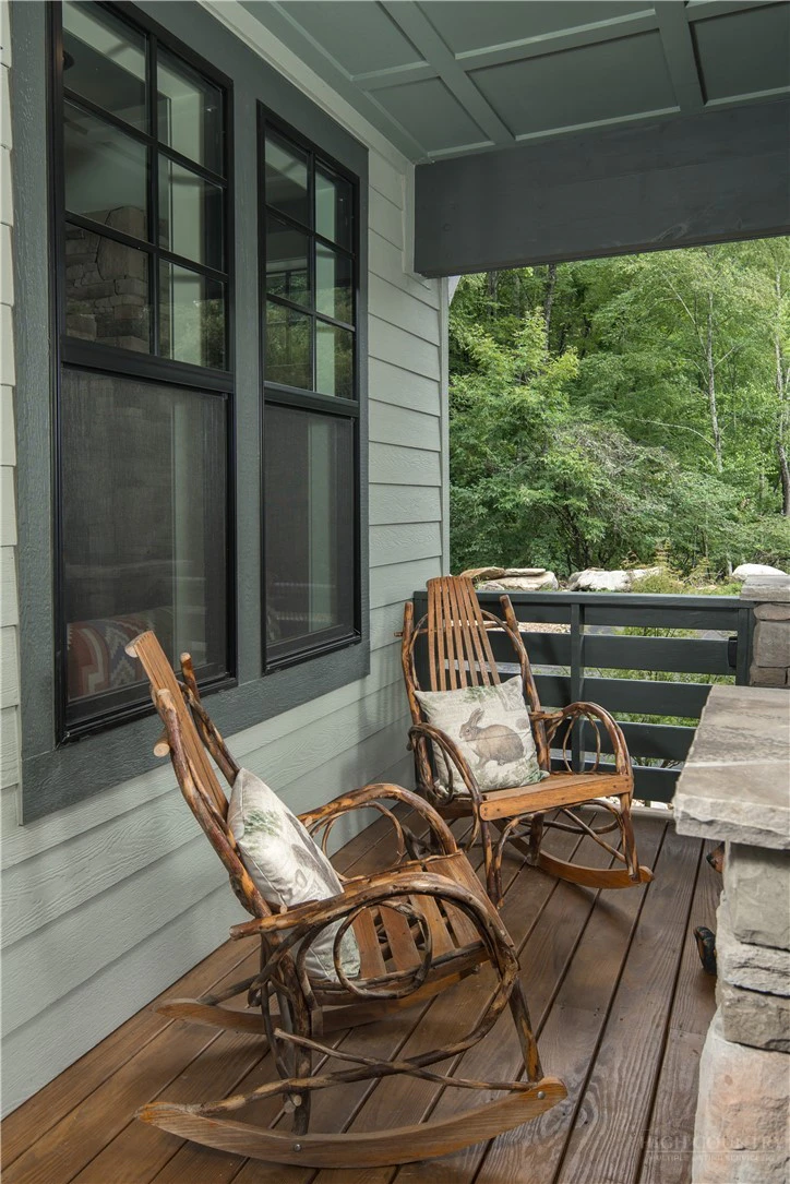 Image number 3 for the current listing