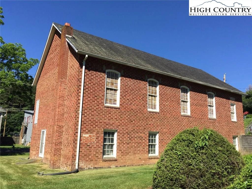 Image number 9 for the current listing