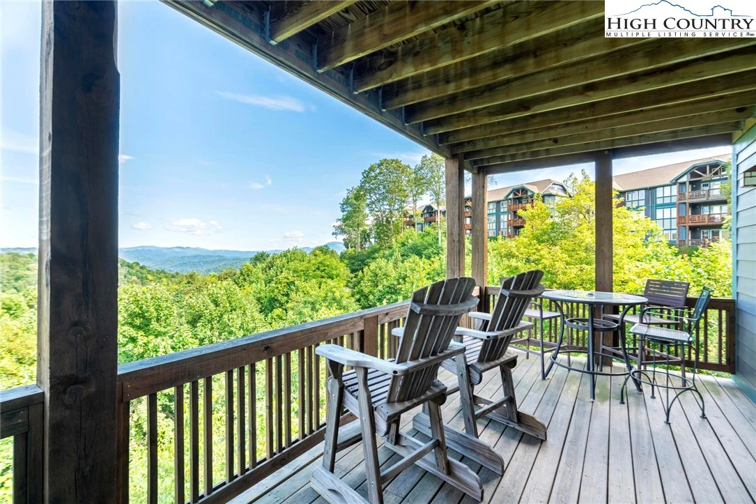 Image number 10 for the current listing