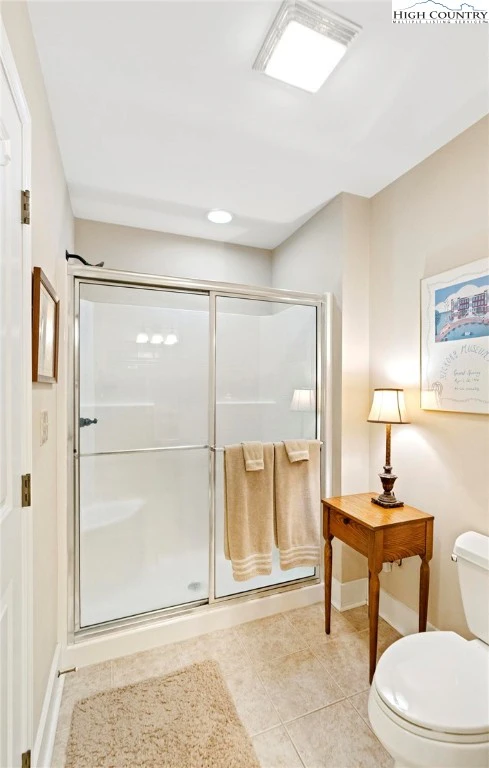 Image number 5 for the current listing