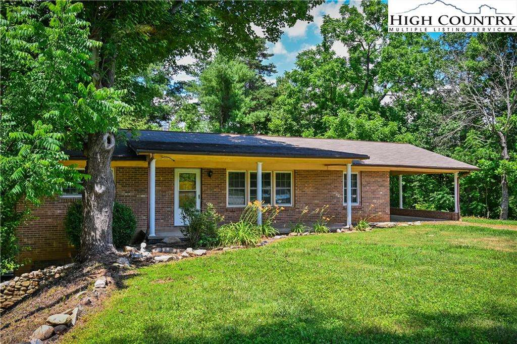 Image number 1 for the current listing