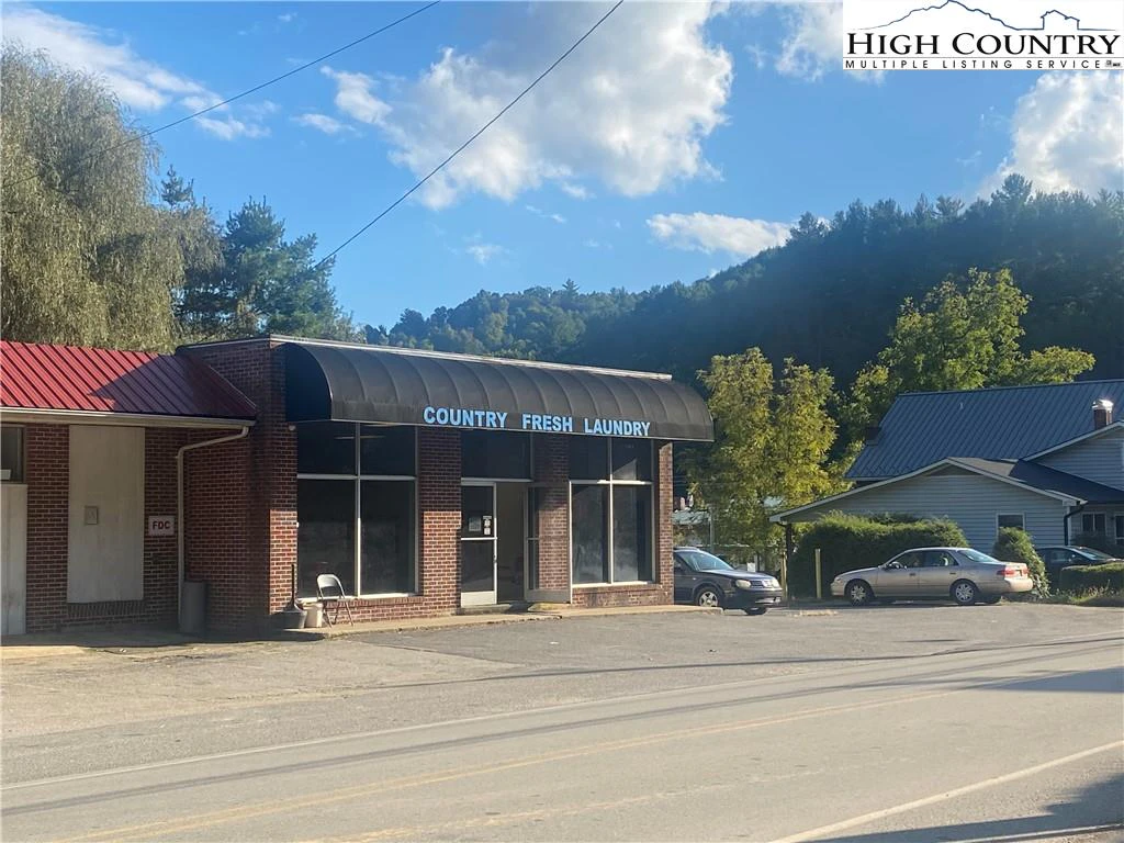 Image number 3 for the current listing