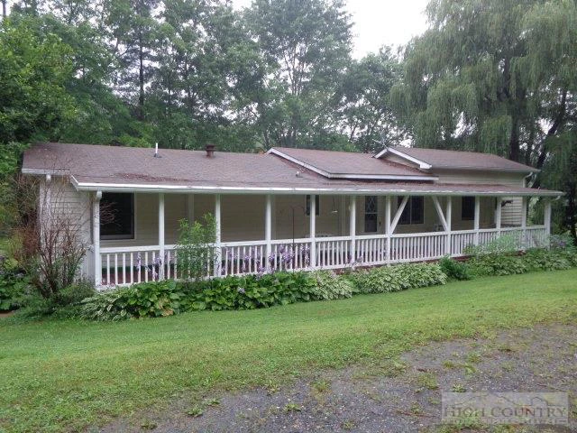 Image number 1 for the current listing