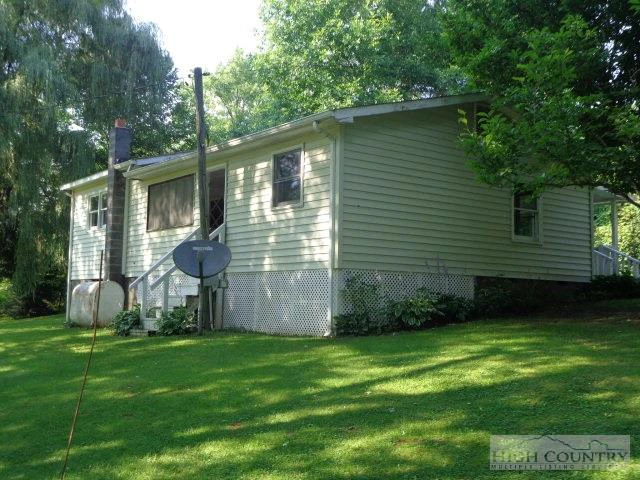 Image number 17 for the current listing