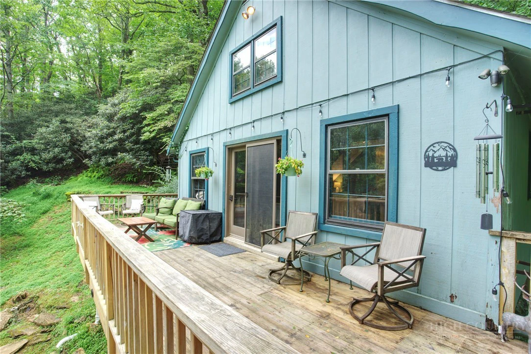 Image number 2 for the current listing