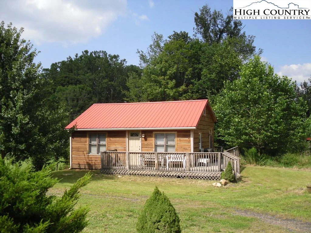 Image number 1 for the current listing