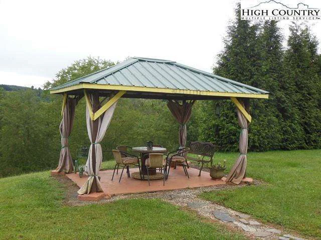 Image number 20 for the current listing