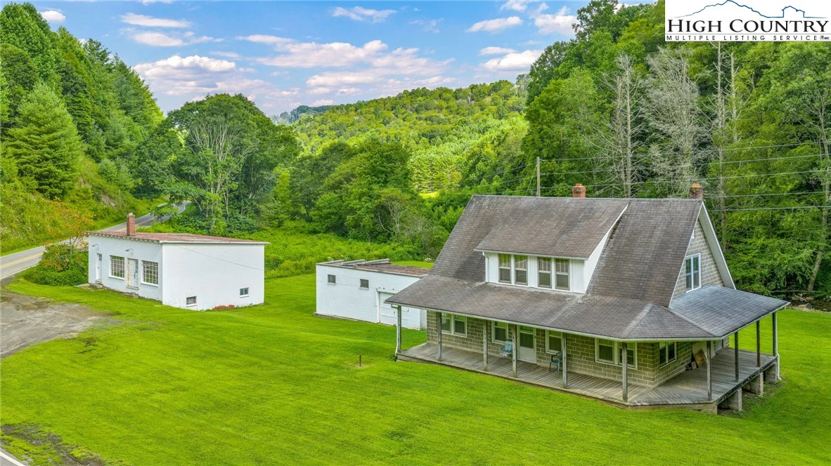 Image number 1 for the current listing