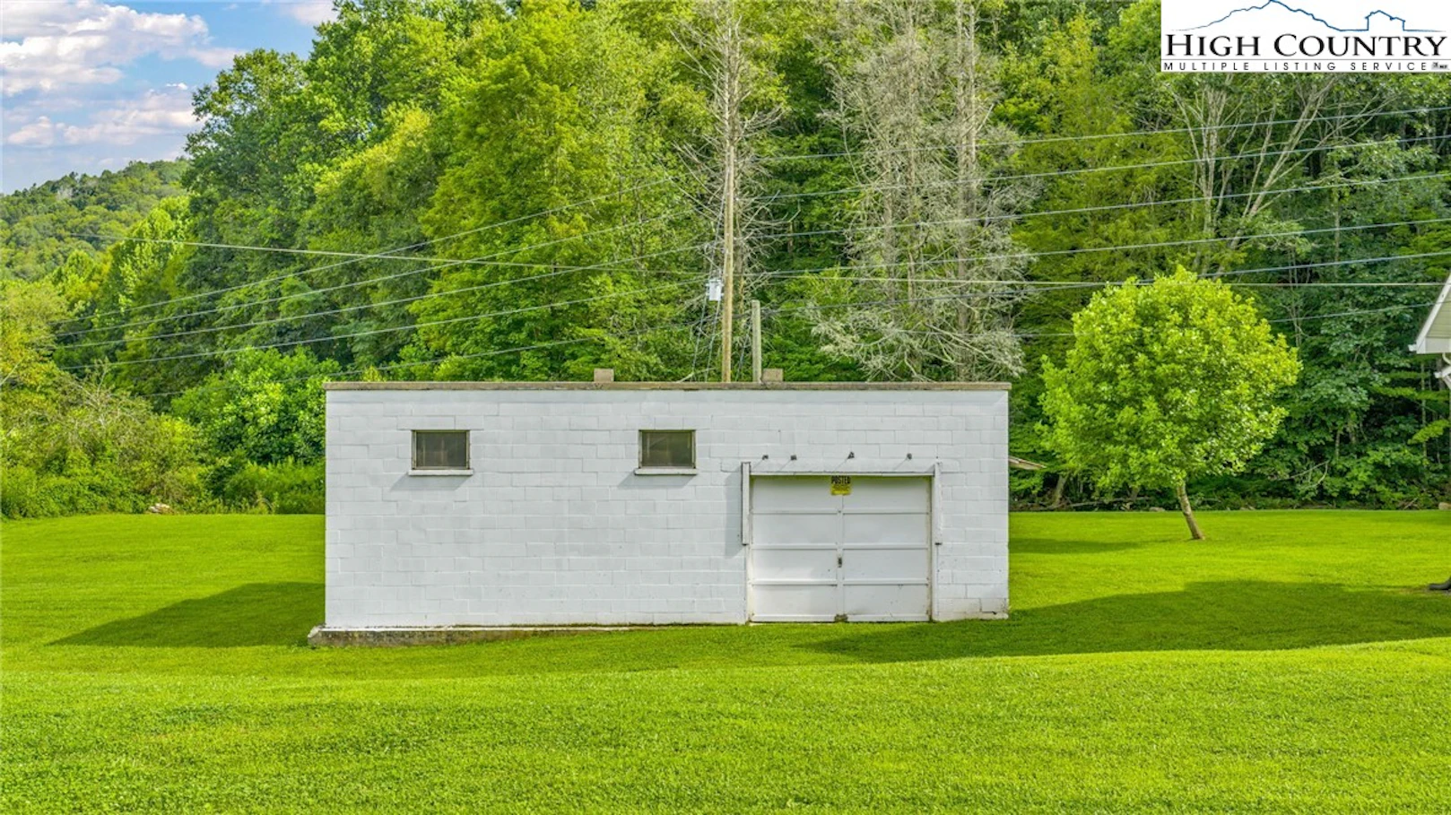 Image number 19 for the current listing