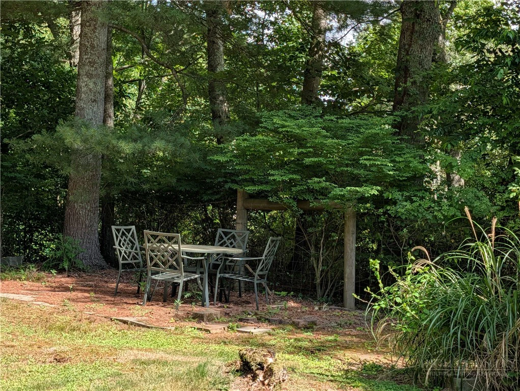 Image number 6 for the current listing
