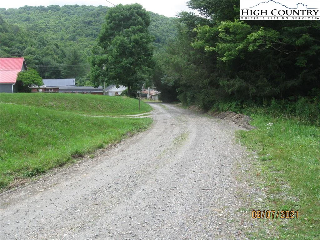 Image number 5 for the current listing
