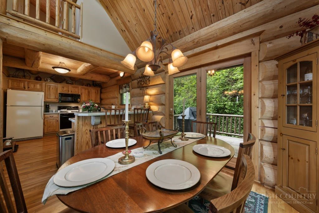Image number 7 for the current listing