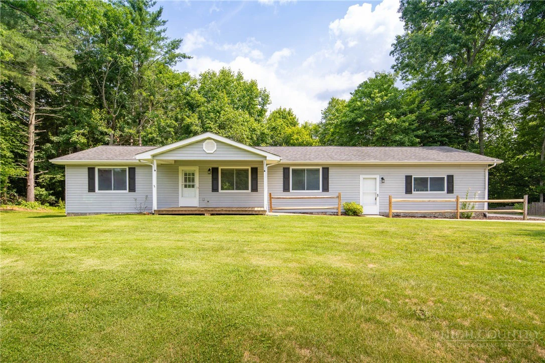 Image number 3 for the current listing