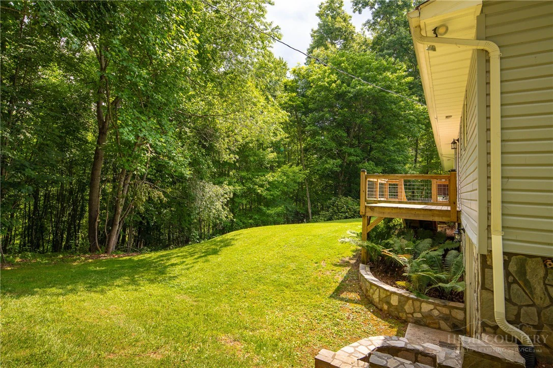 Image number 10 for the current listing
