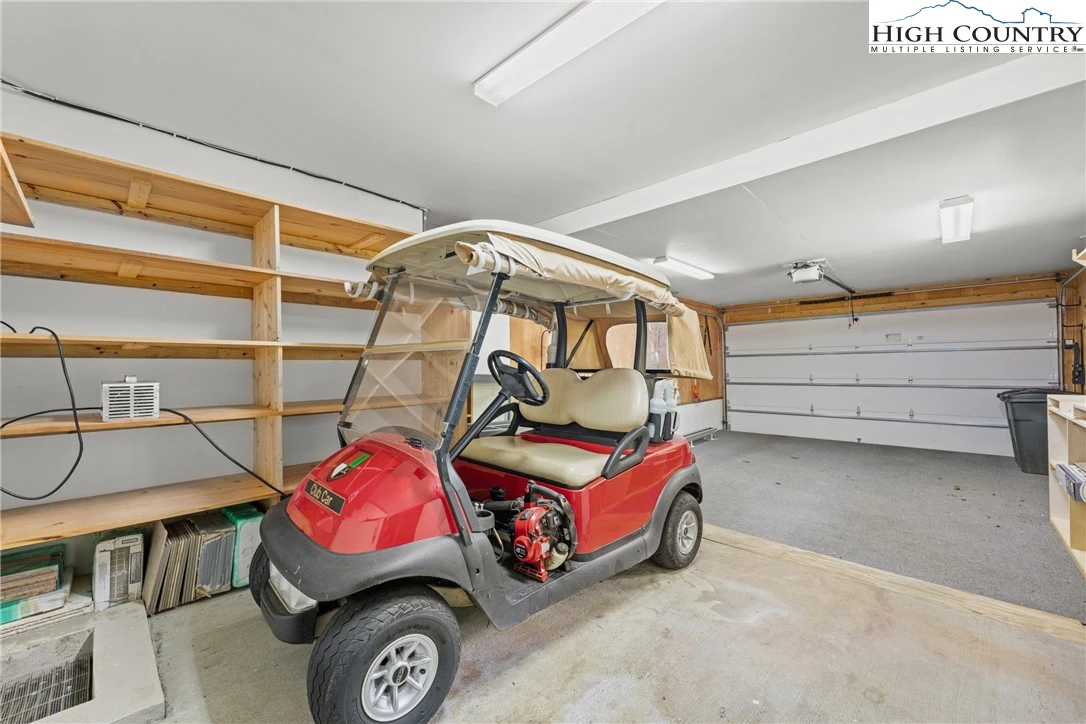 Image number 13 for the current listing