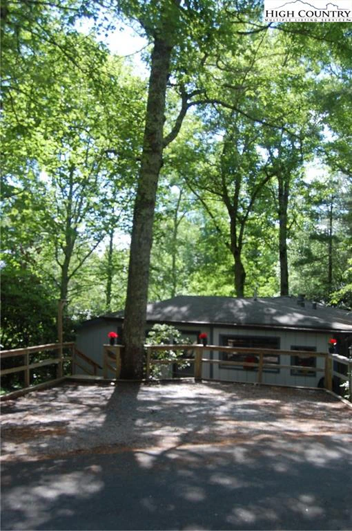 Image number 7 for the current listing