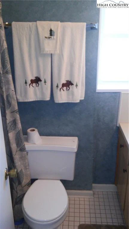 Image number 8 for the current listing