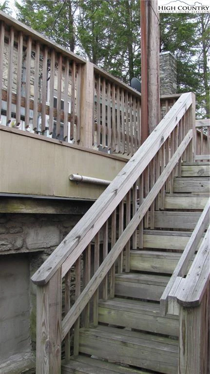 Image number 7 for the current listing