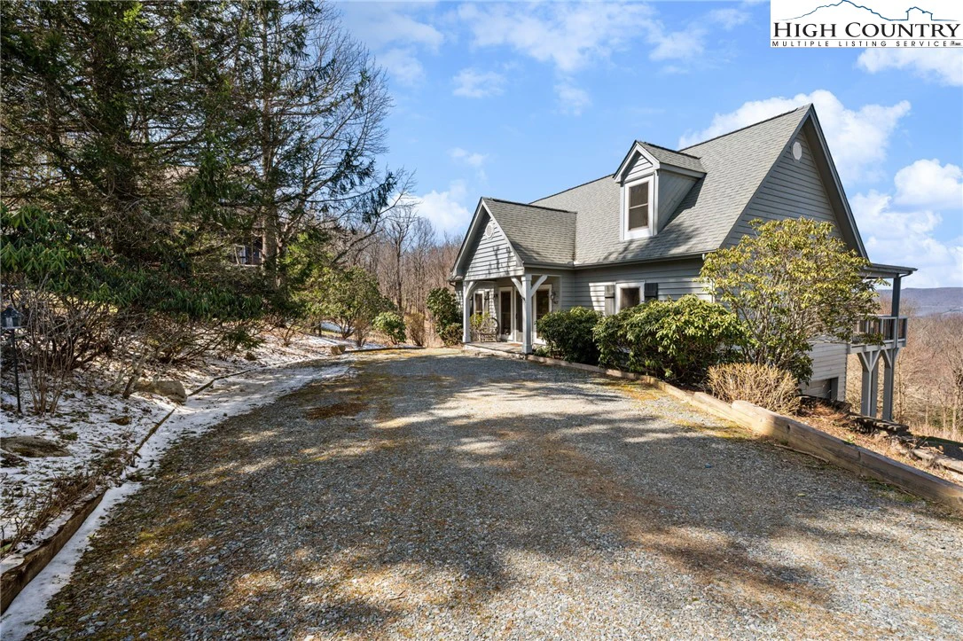 Image number 20 for the current listing