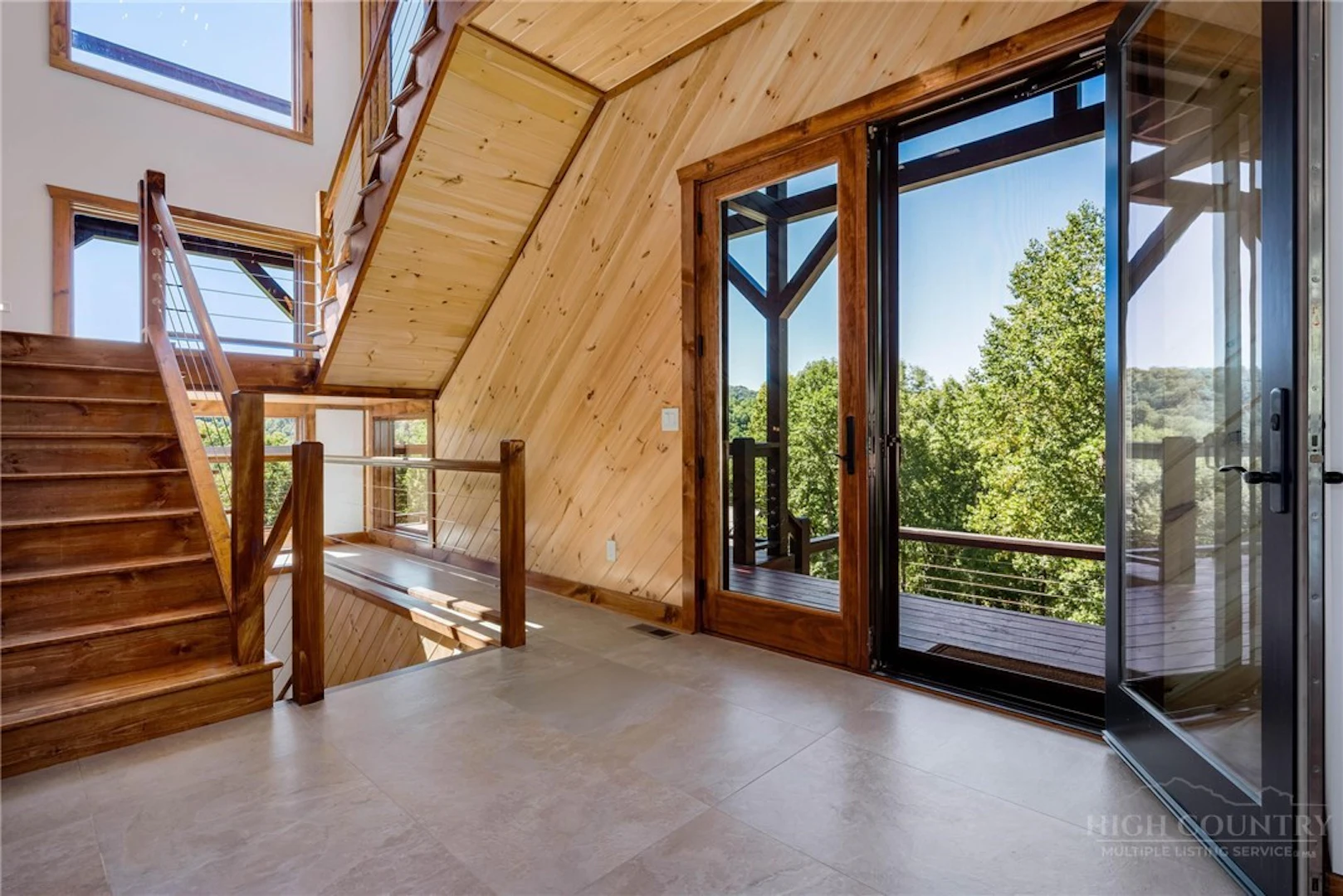 Image number 11 for the current listing