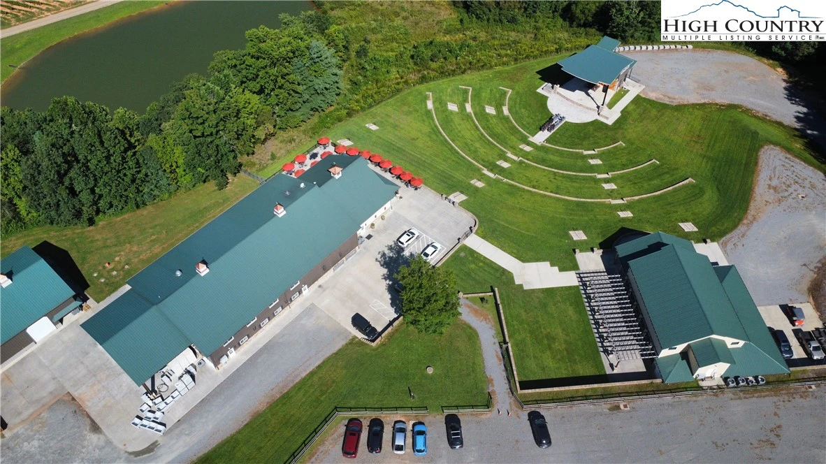 Image number 3 for the current listing