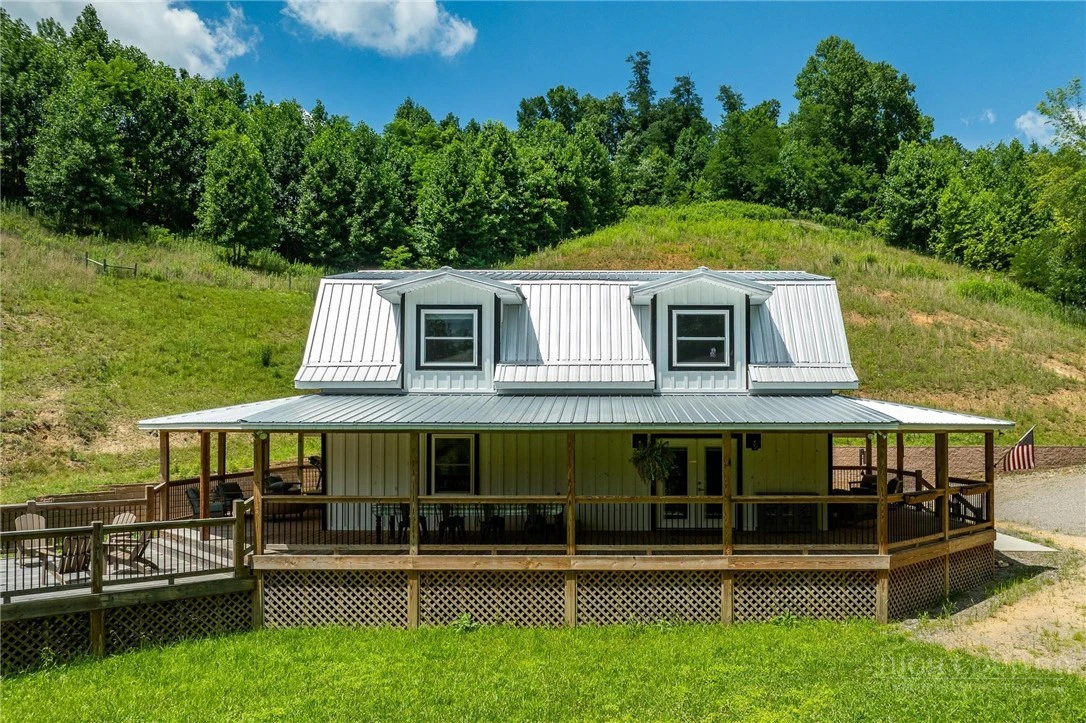 Image number 3 for the current listing