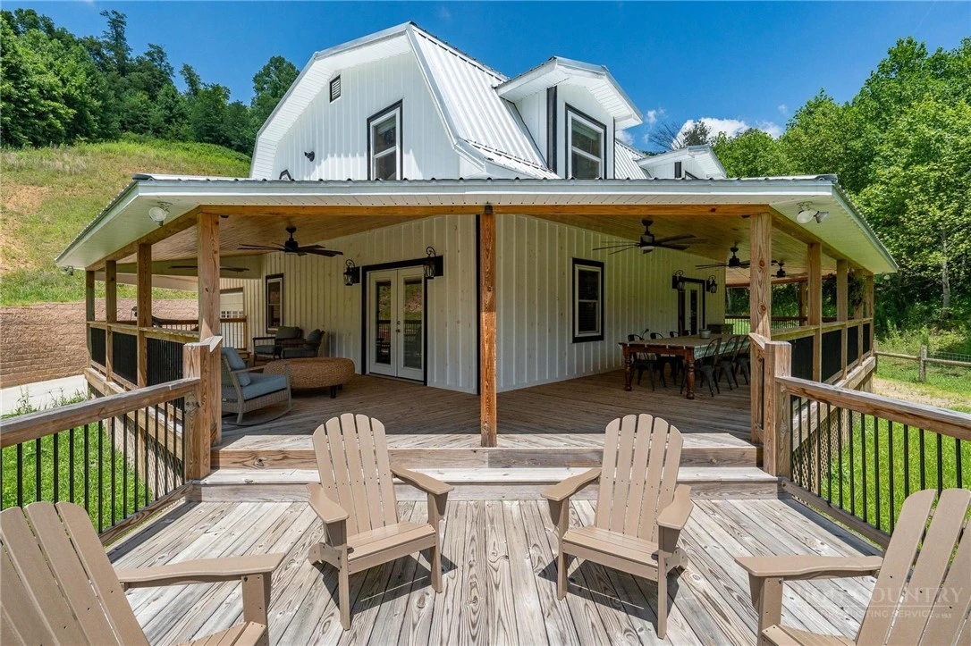 Image number 12 for the current listing