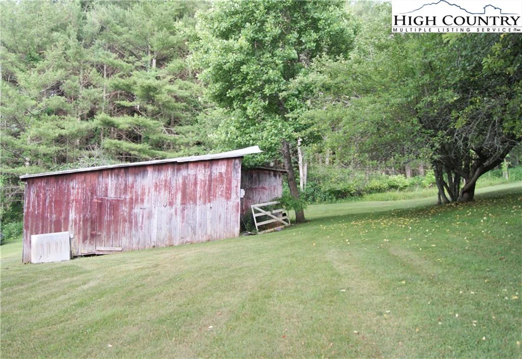 Image number 13 for the current listing