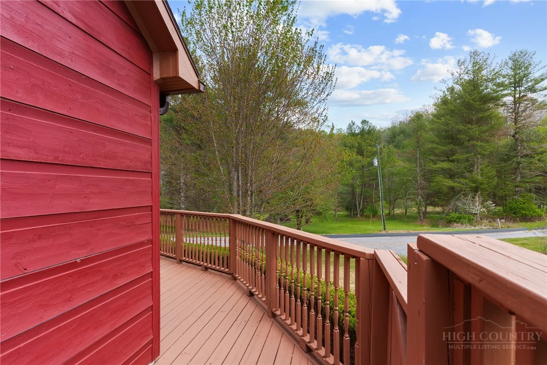 Image number 3 for the current listing