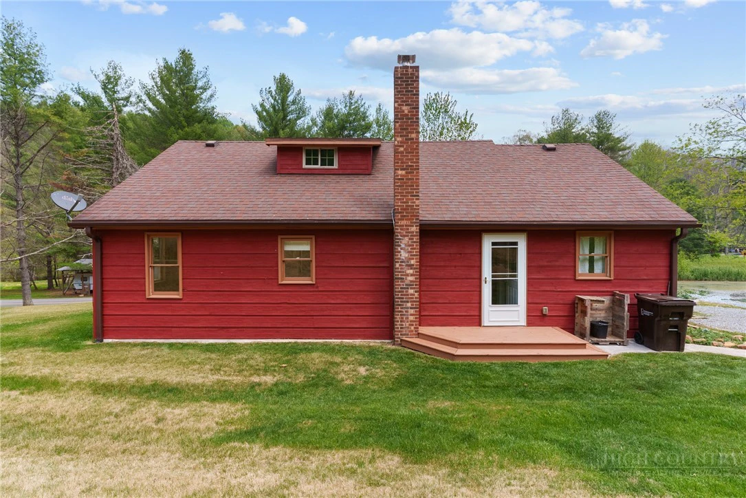 Image number 11 for the current listing