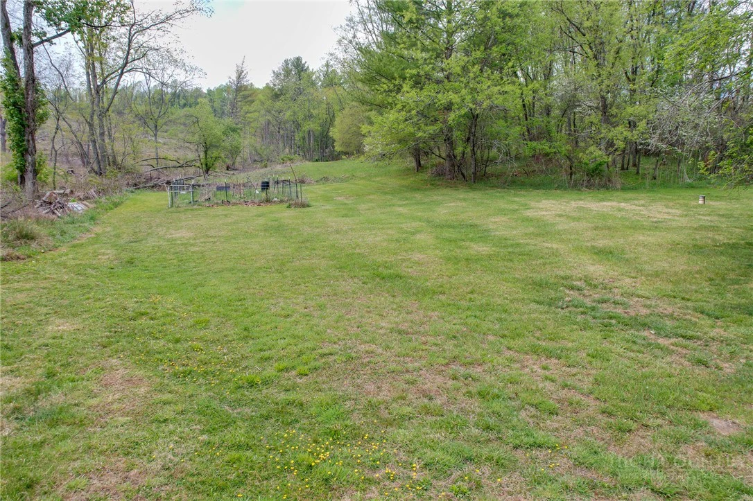 Image number 15 for the current listing