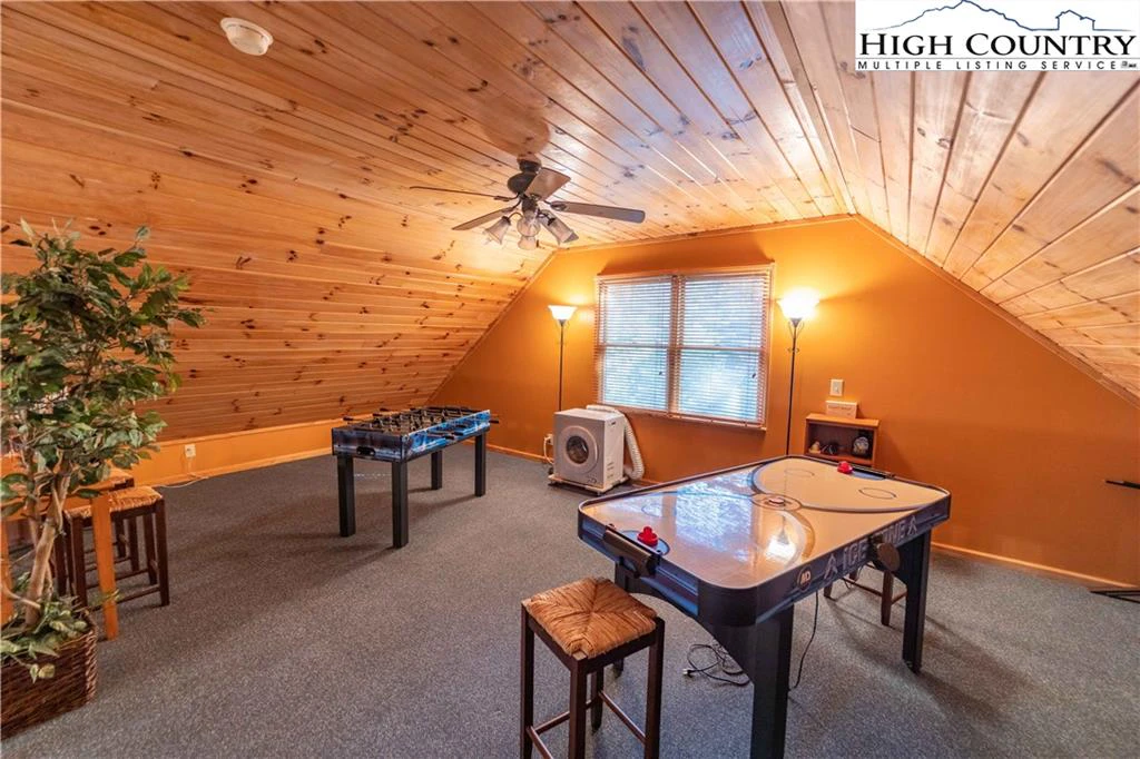 Image number 7 for the current listing