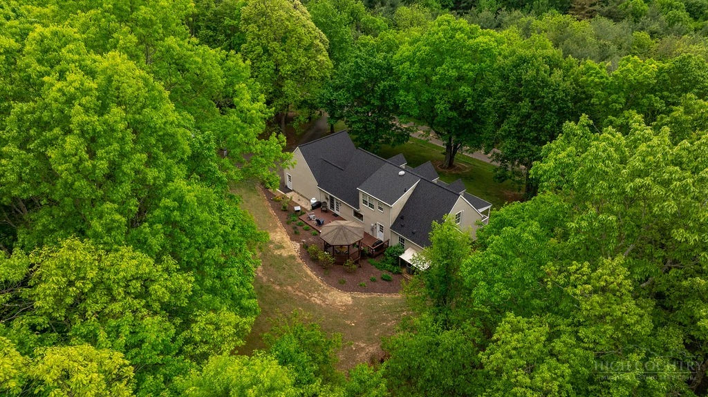 Image number 2 for the current listing