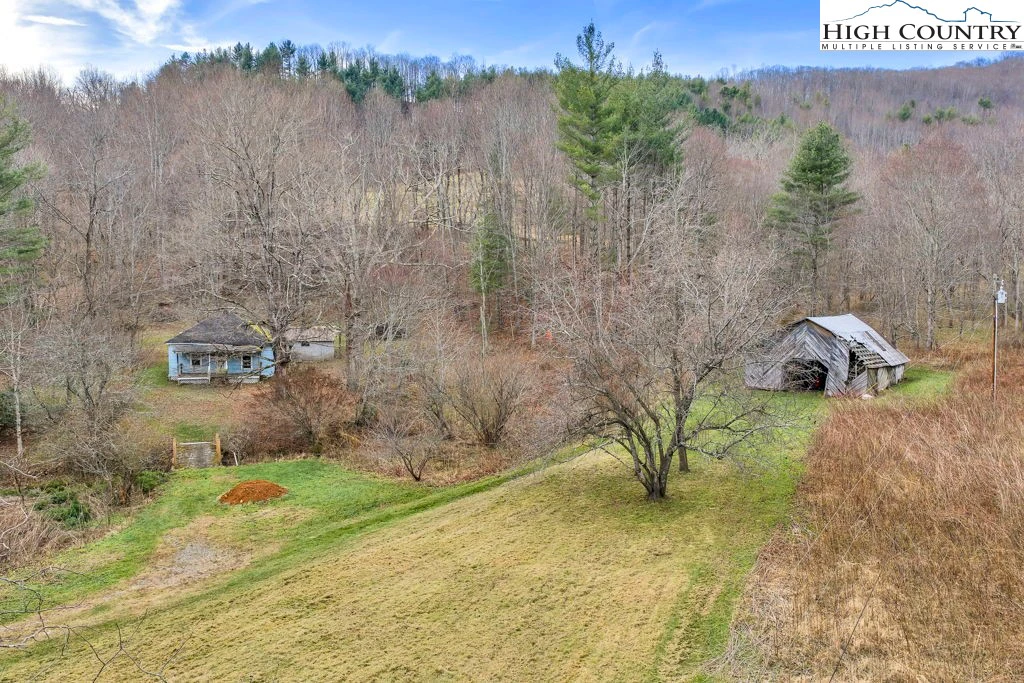 Image number 18 for the current listing