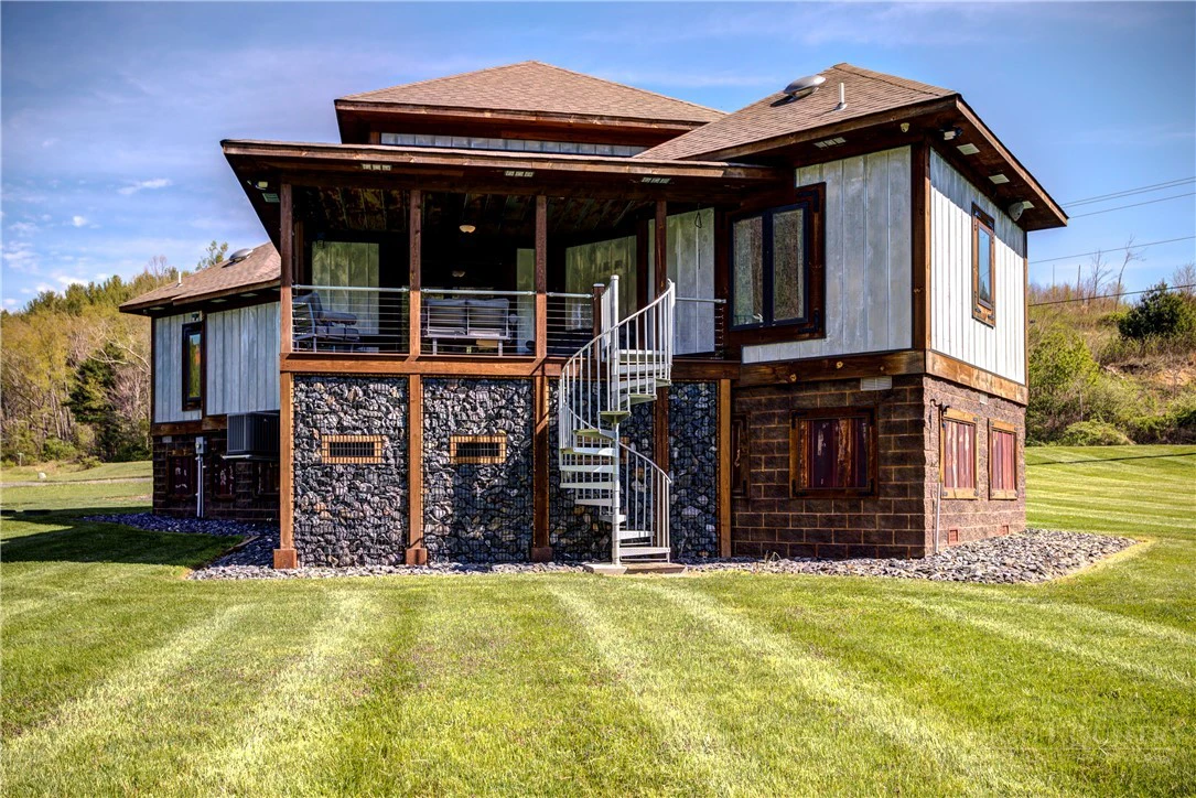 Image number 12 for the current listing