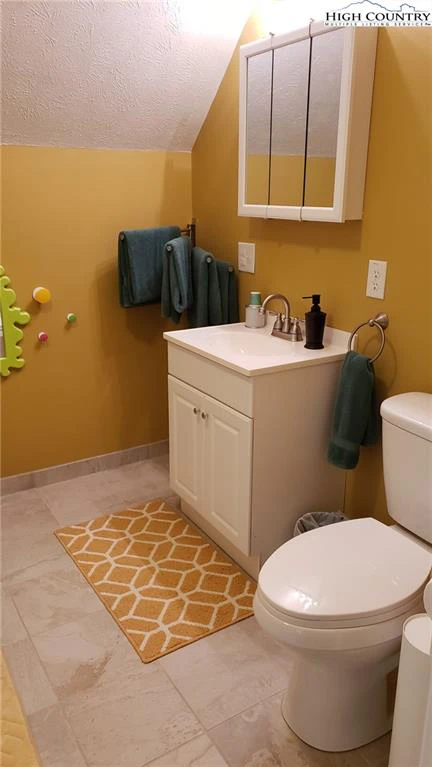 Image number 3 for the current listing