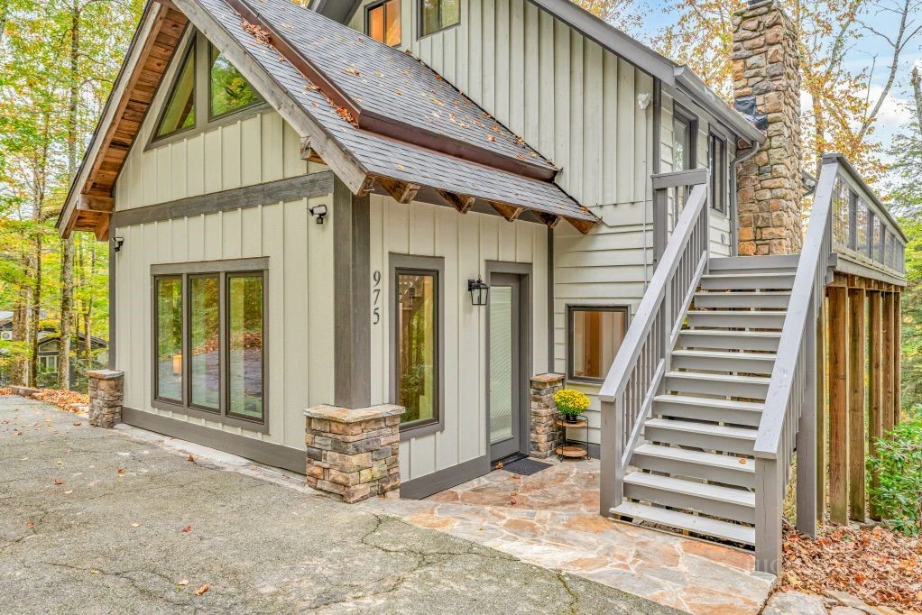 Image number 3 for the current listing