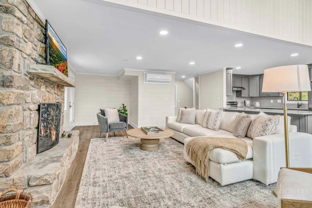 Image number 6 for the current listing