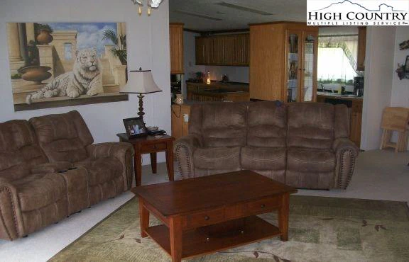 Image number 7 for the current listing