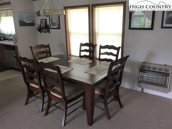 Image number 10 for the current listing