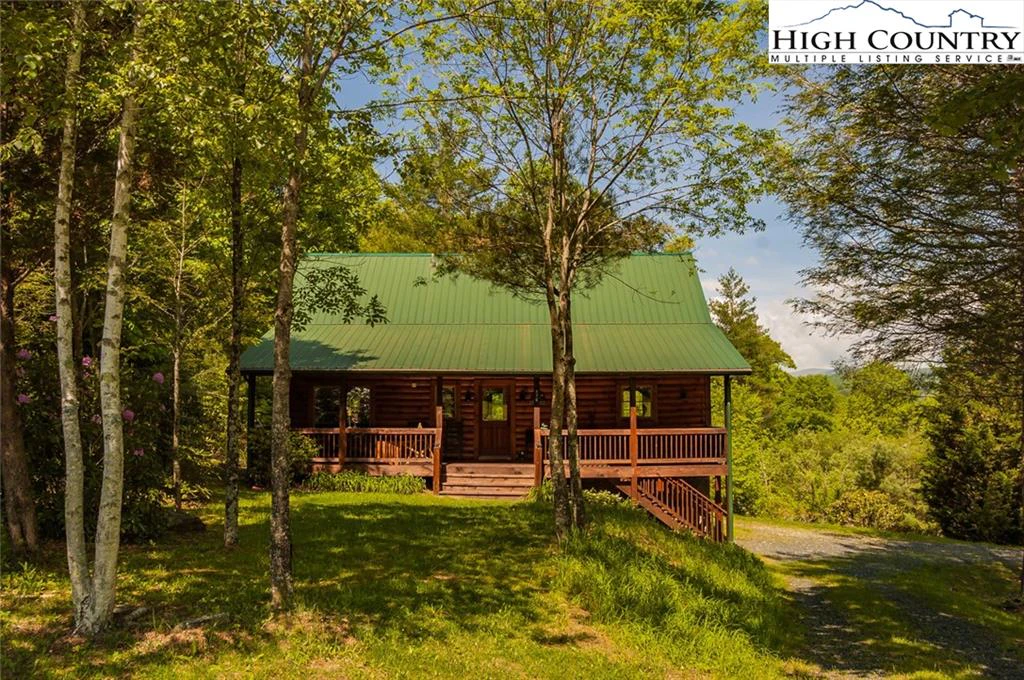 Image number 4 for the current listing