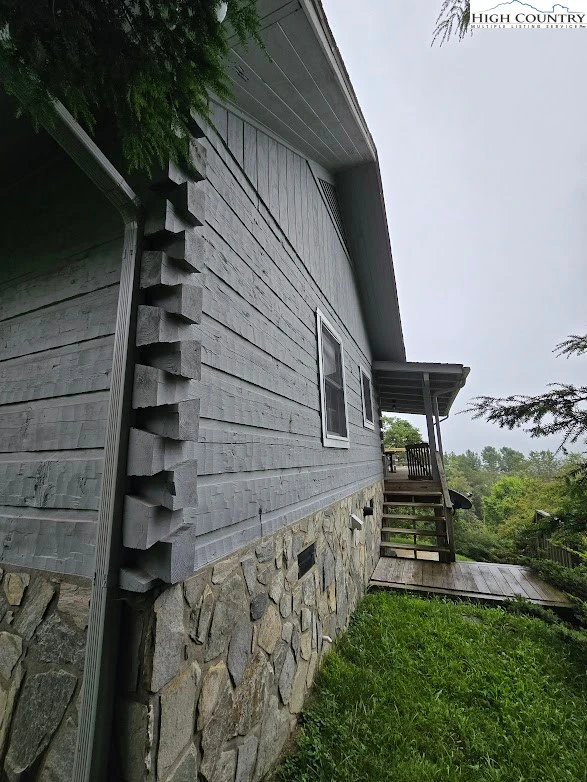 Image number 9 for the current listing