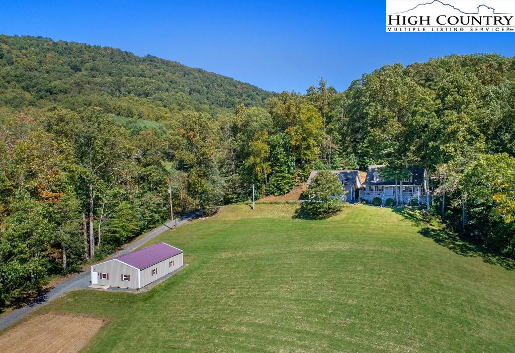 Image number 1 for the current listing