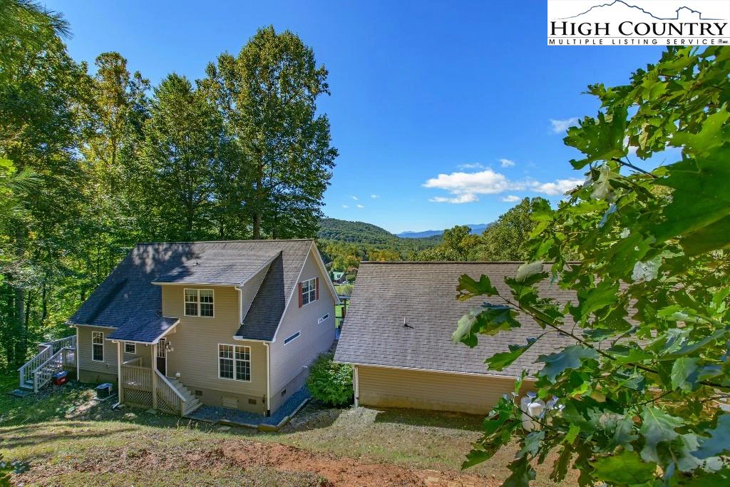 Image number 6 for the current listing